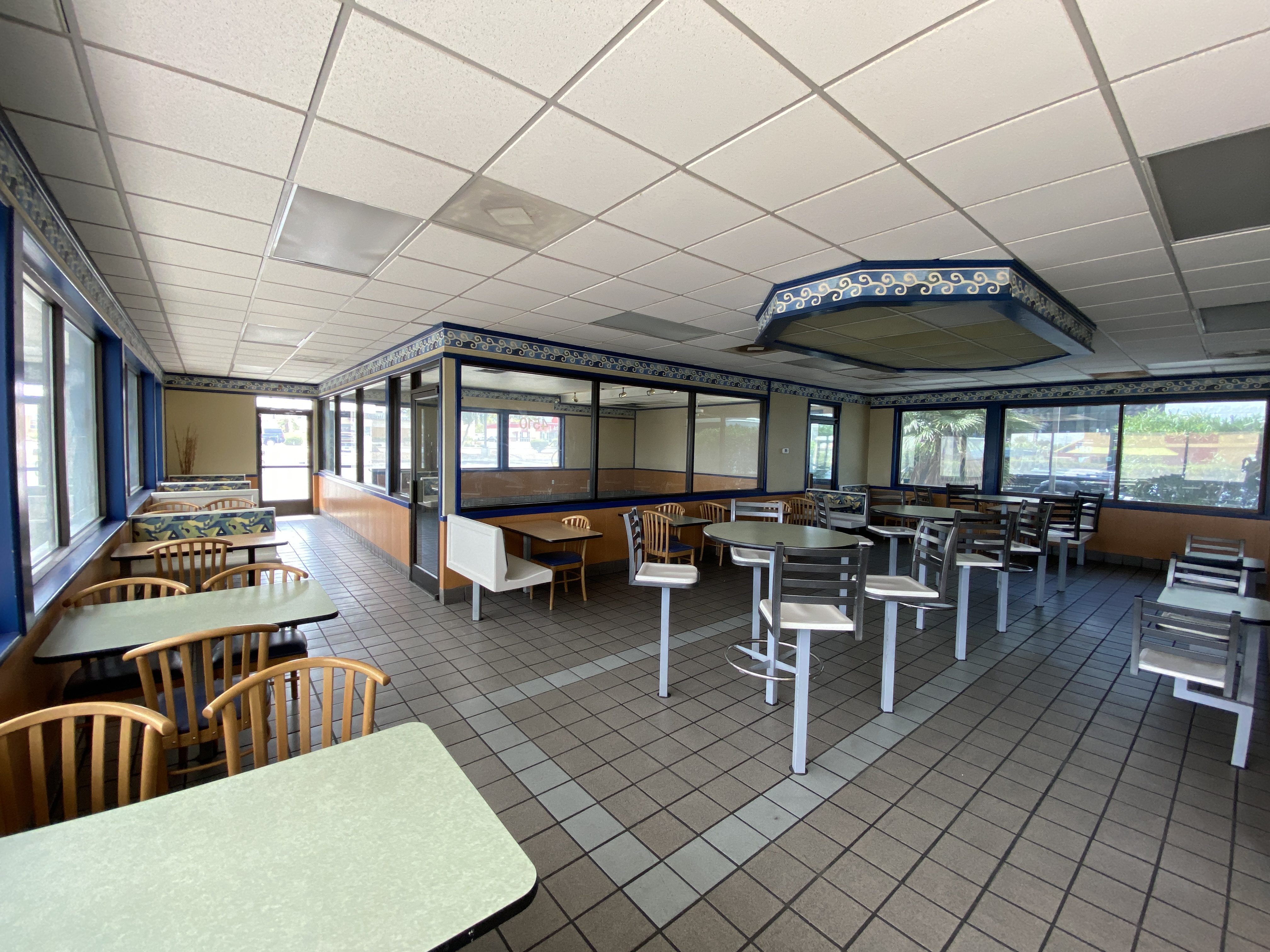 Drive Thru for Lease in Las Vegas NV - Thumbnail 5