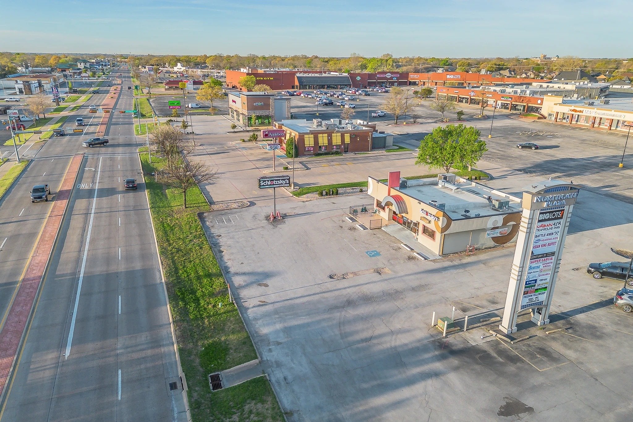 Multi-Use Drive-Thru Restaurant for Sale in Waxahachie, TX