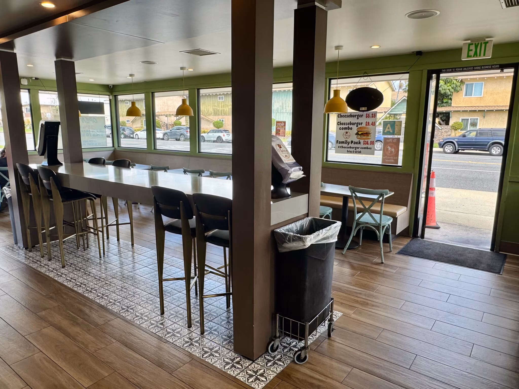 Drive Thru for Lease - Thumbnail 11