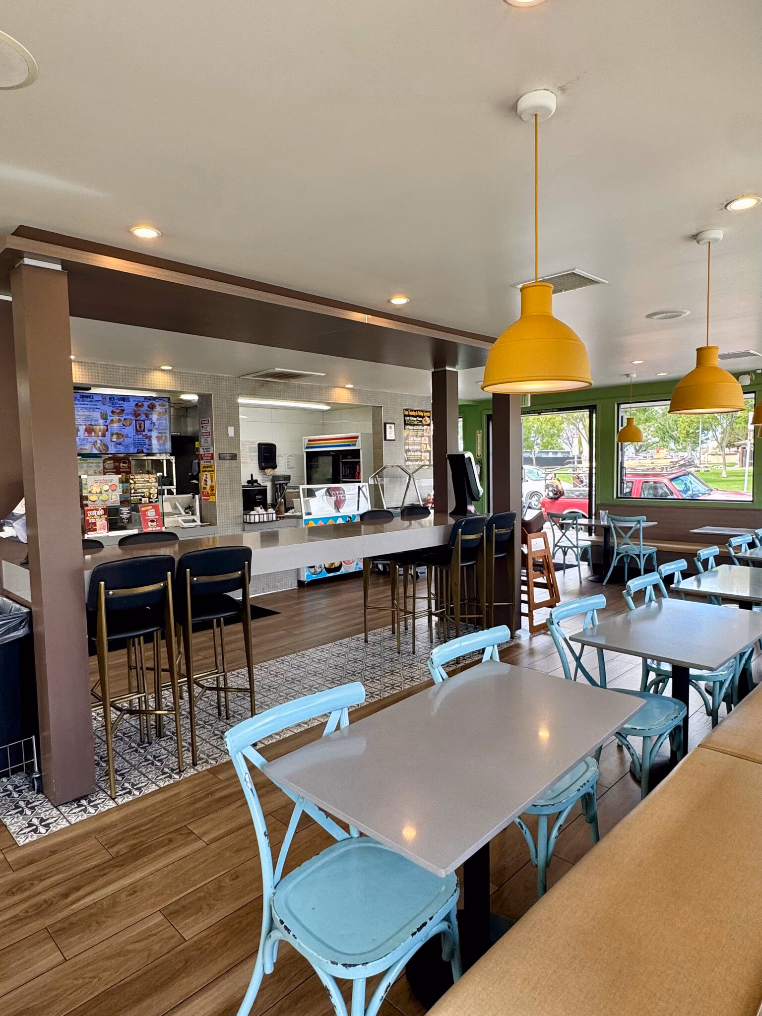 Drive Thru for Lease - Thumbnail 7