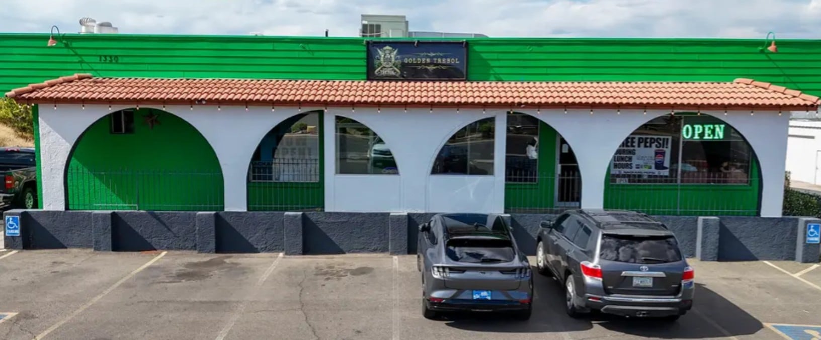 Full Restaurant for Lease in Cottonwood, AZ – 5,508 SF - Thumbnail 1