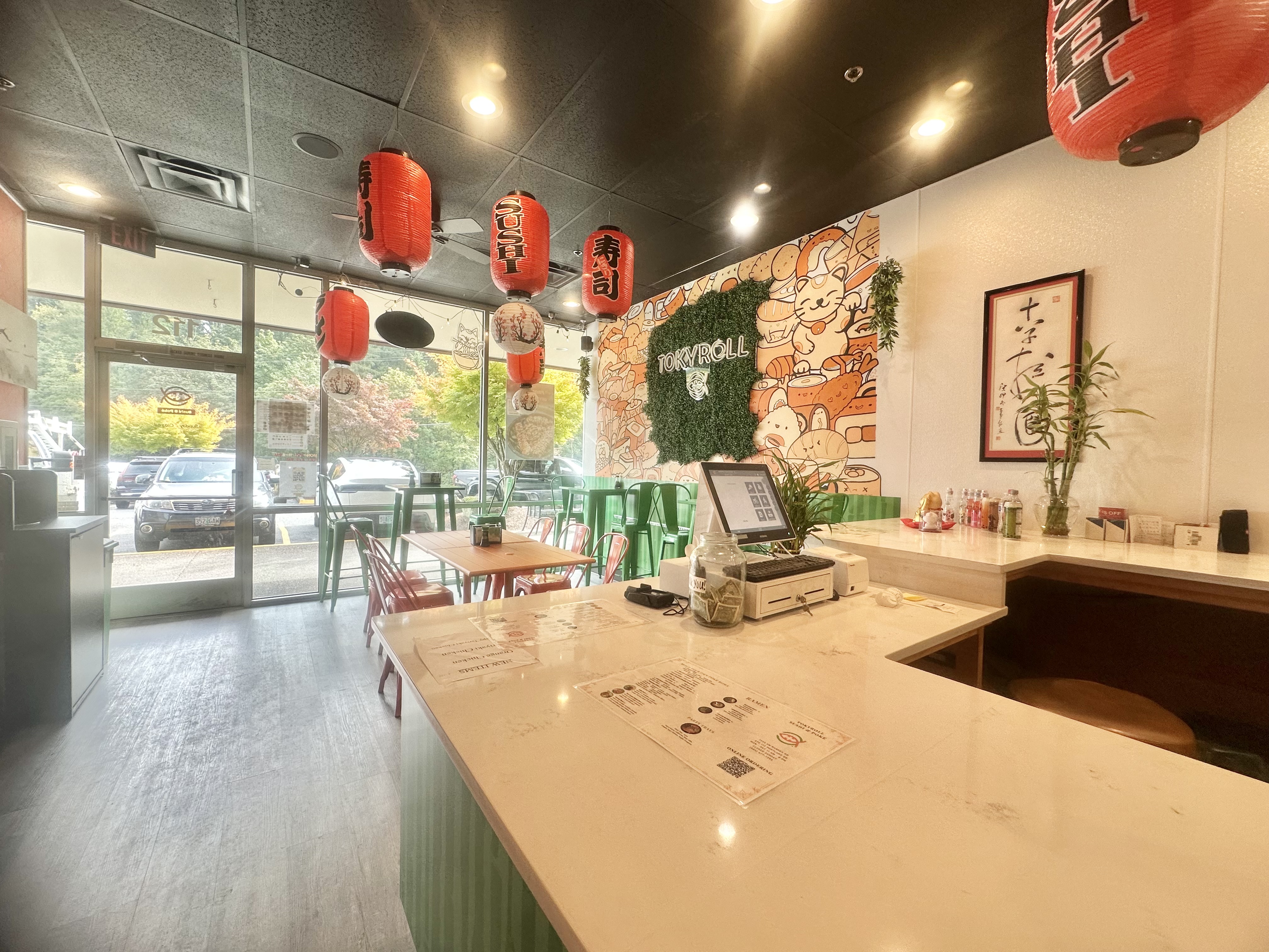 Full Restaurant for Sale in Portland OR - Image 1