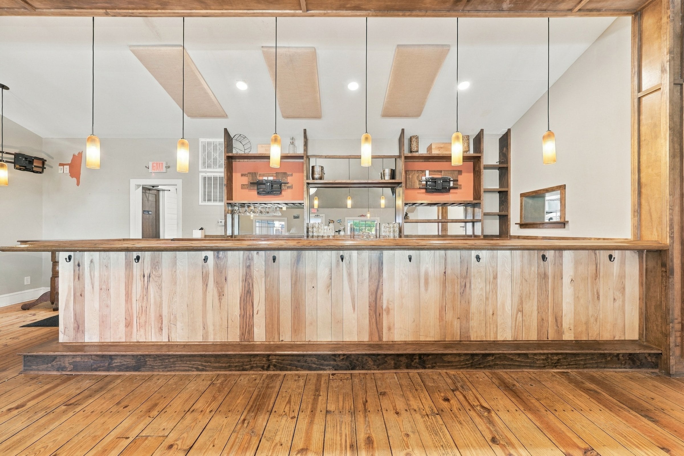 Full Restaurant for Lease in Pawleys Island, SC, 4,770 SF - Thumbnail 2