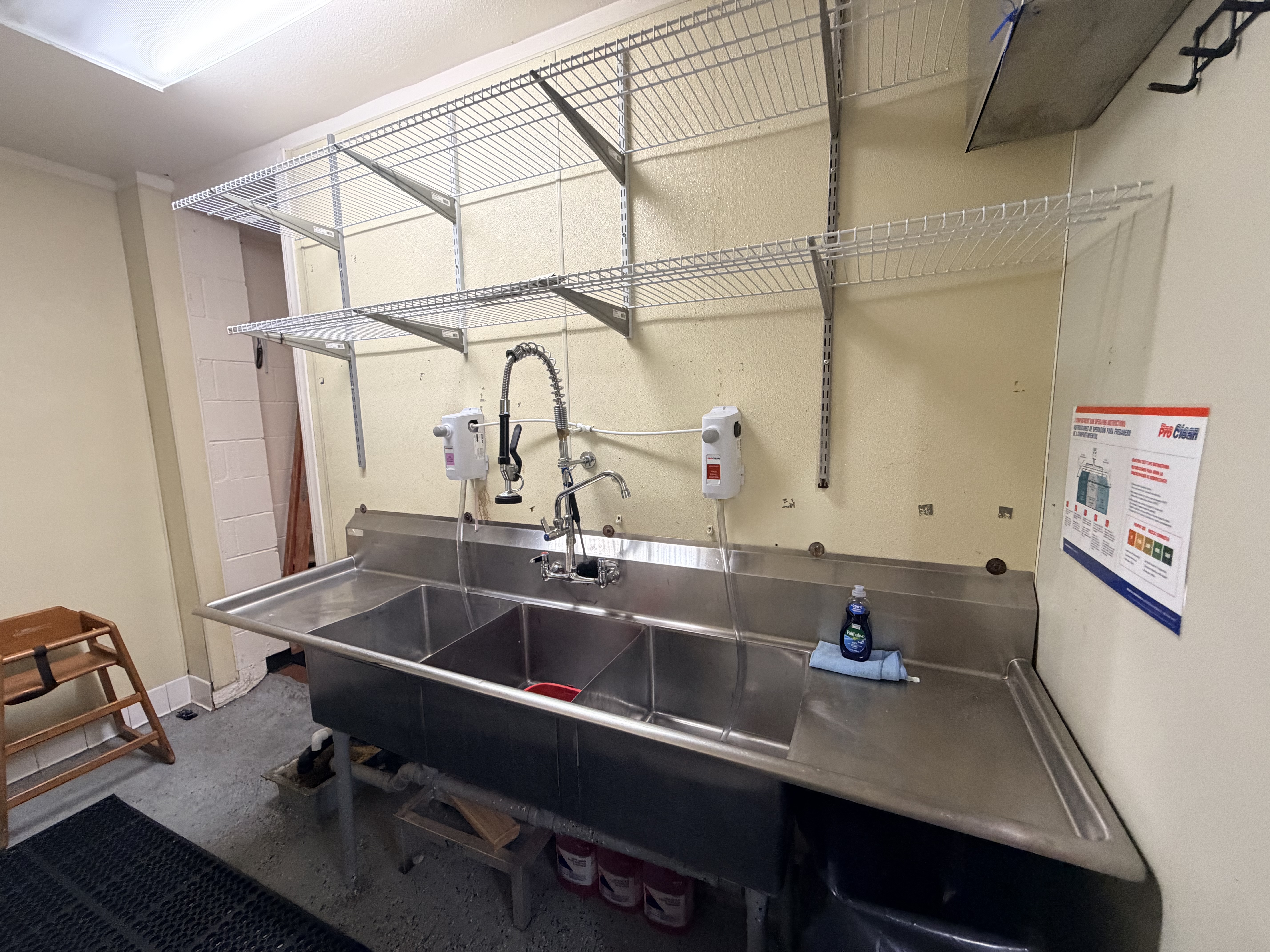 Brand-new turnkey healthy food restaurant in prime Mission Beach with high year-round foot traffic. Built for Acai bowls, smoothies, and healthy fast-casual concept. All equipment and refrigerators are brand new. Never opened and ready for immediate launch. Excellent opportunity for owner-operator or investor.  Serious inquiries only. - Thumbnail 10