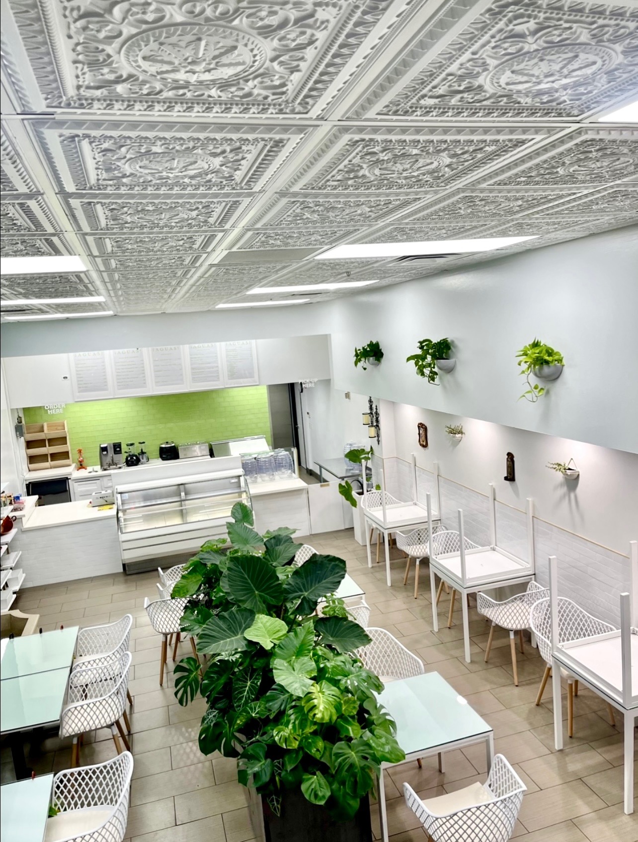 Multi-Use Full Restaurant for Sale in Los Angeles CA