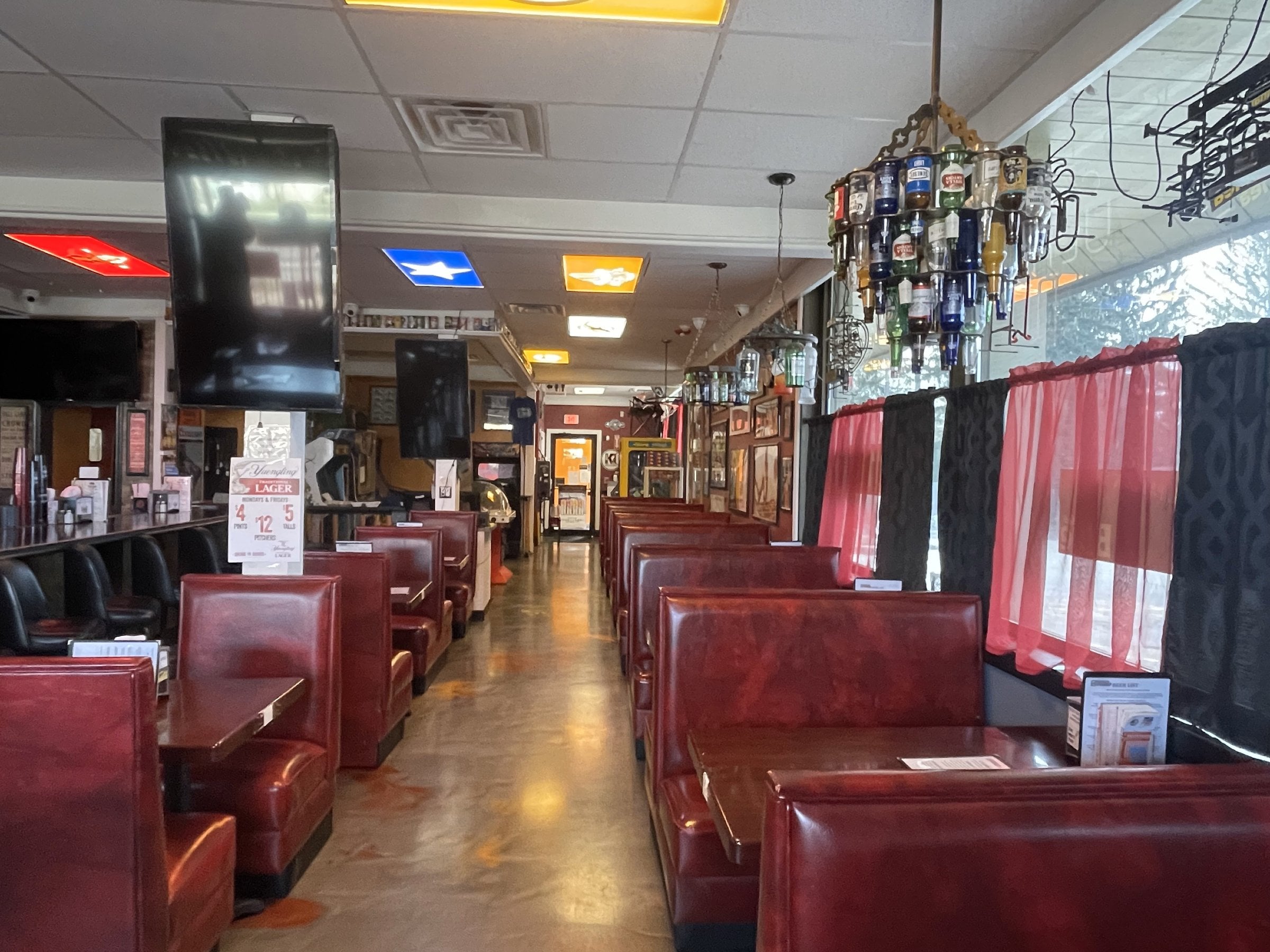 Full Restaurant for Sale in Webster, Webster, MA, 3,698 SF - Thumbnail 5