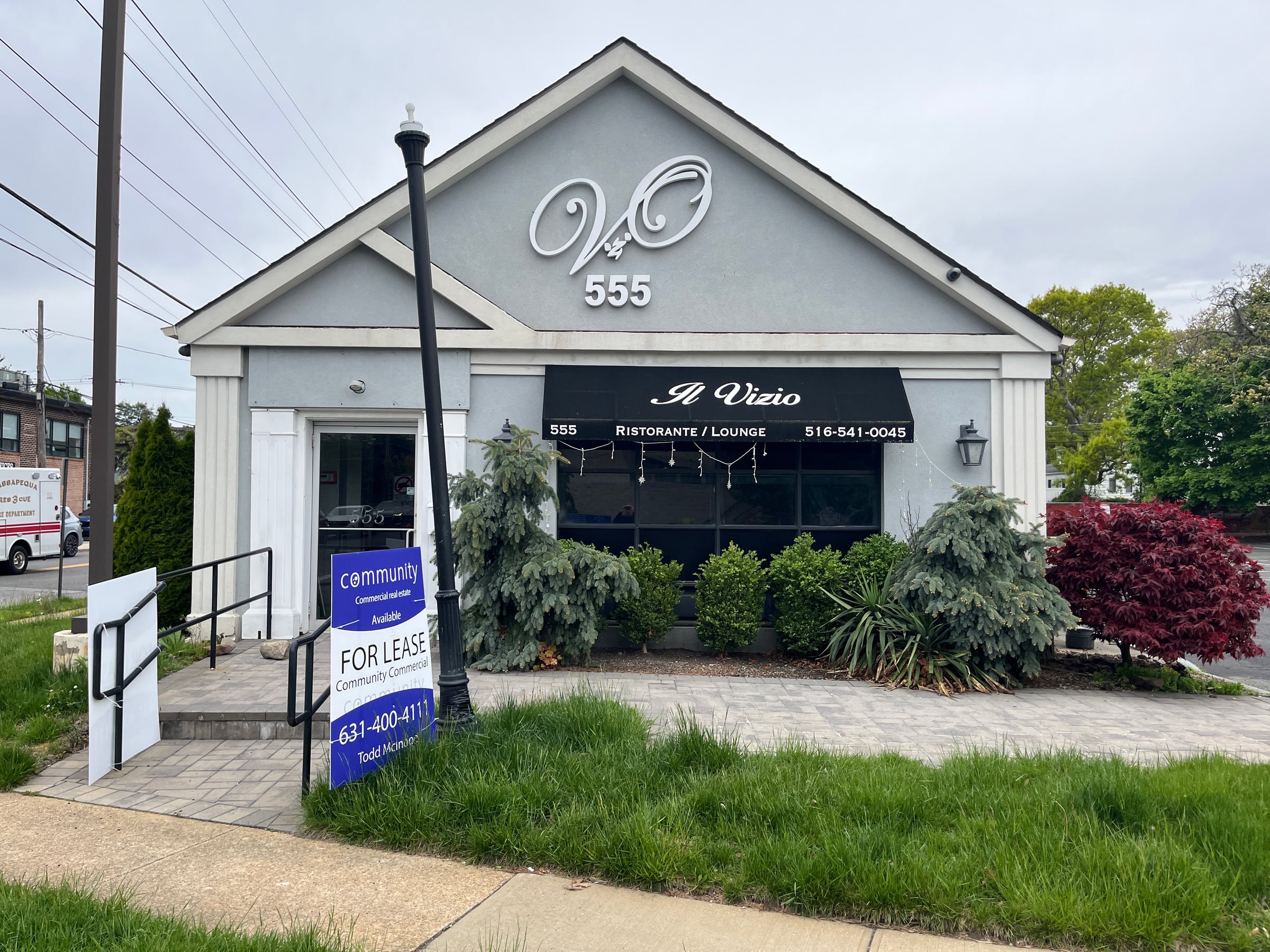 Full Restaurant for Lease in Massapequa, NY – 2,504 SF - Image 4
