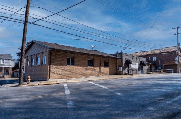 Multi-Use Bar & Lounge for Sale in McKees Rocks, PA
