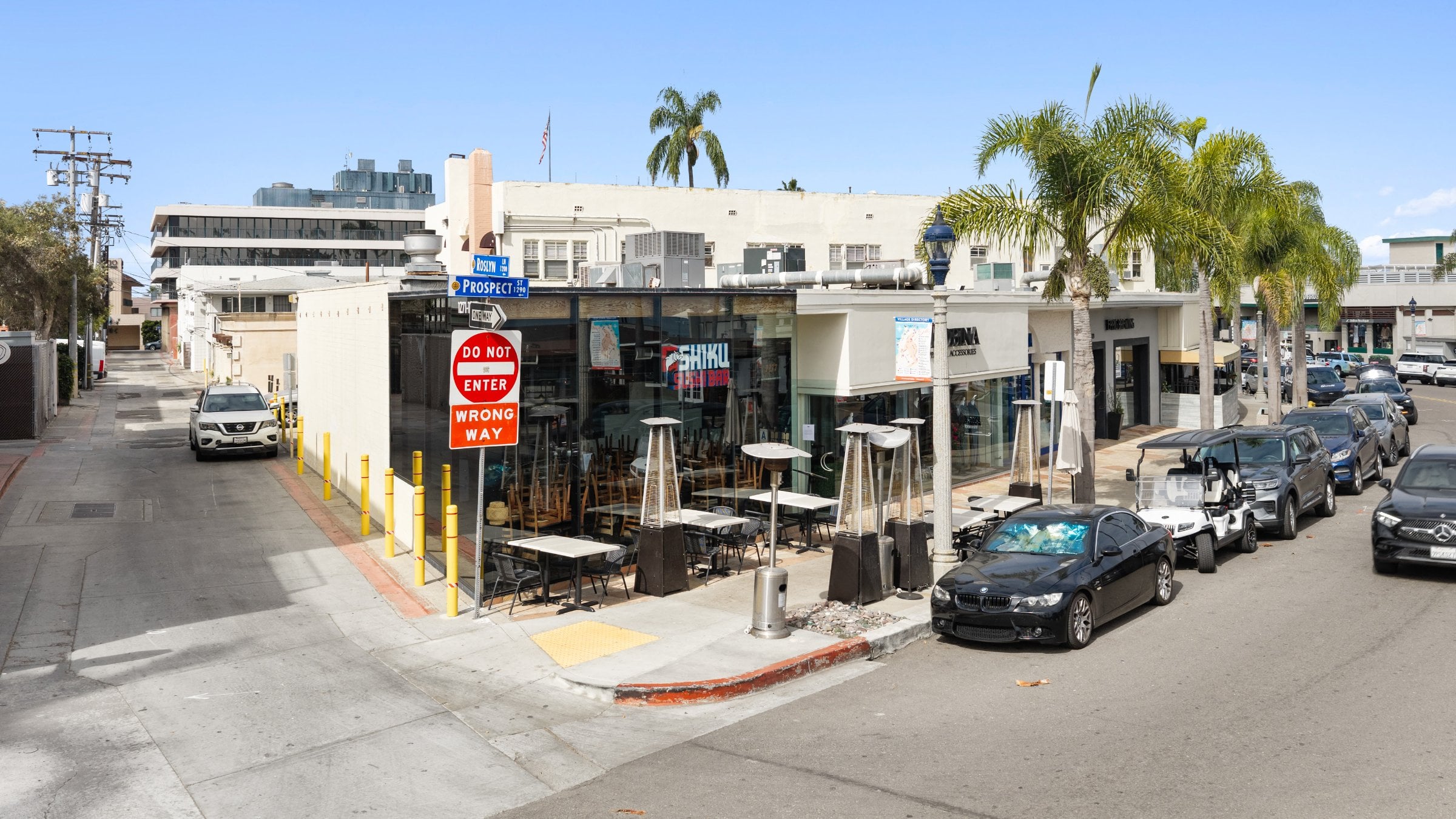 Full Restaurant for Lease in La Jolla, San Diego, CA, 975 SF - Thumbnail 2