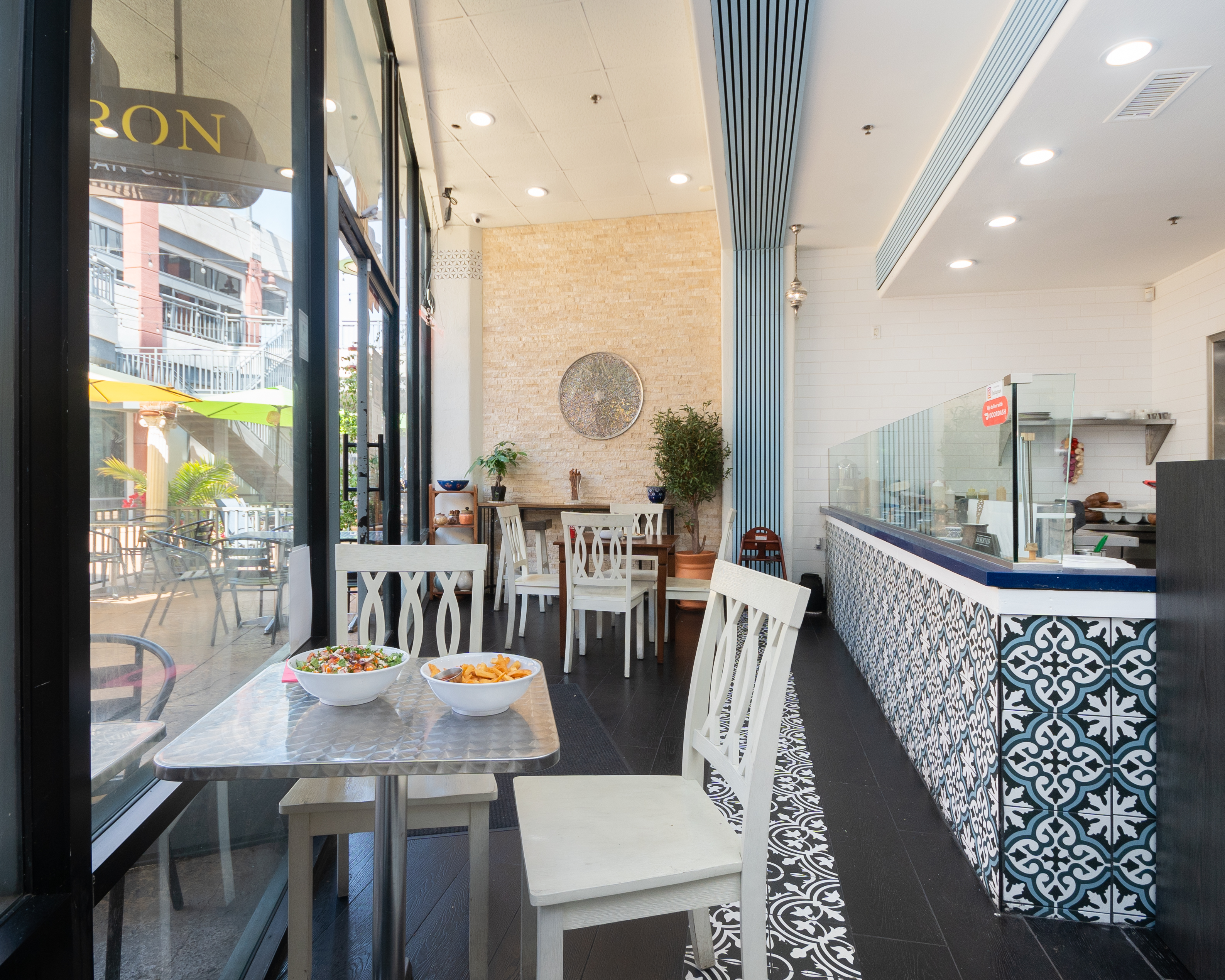 Full Restaurant for Sale in Long Beach CA