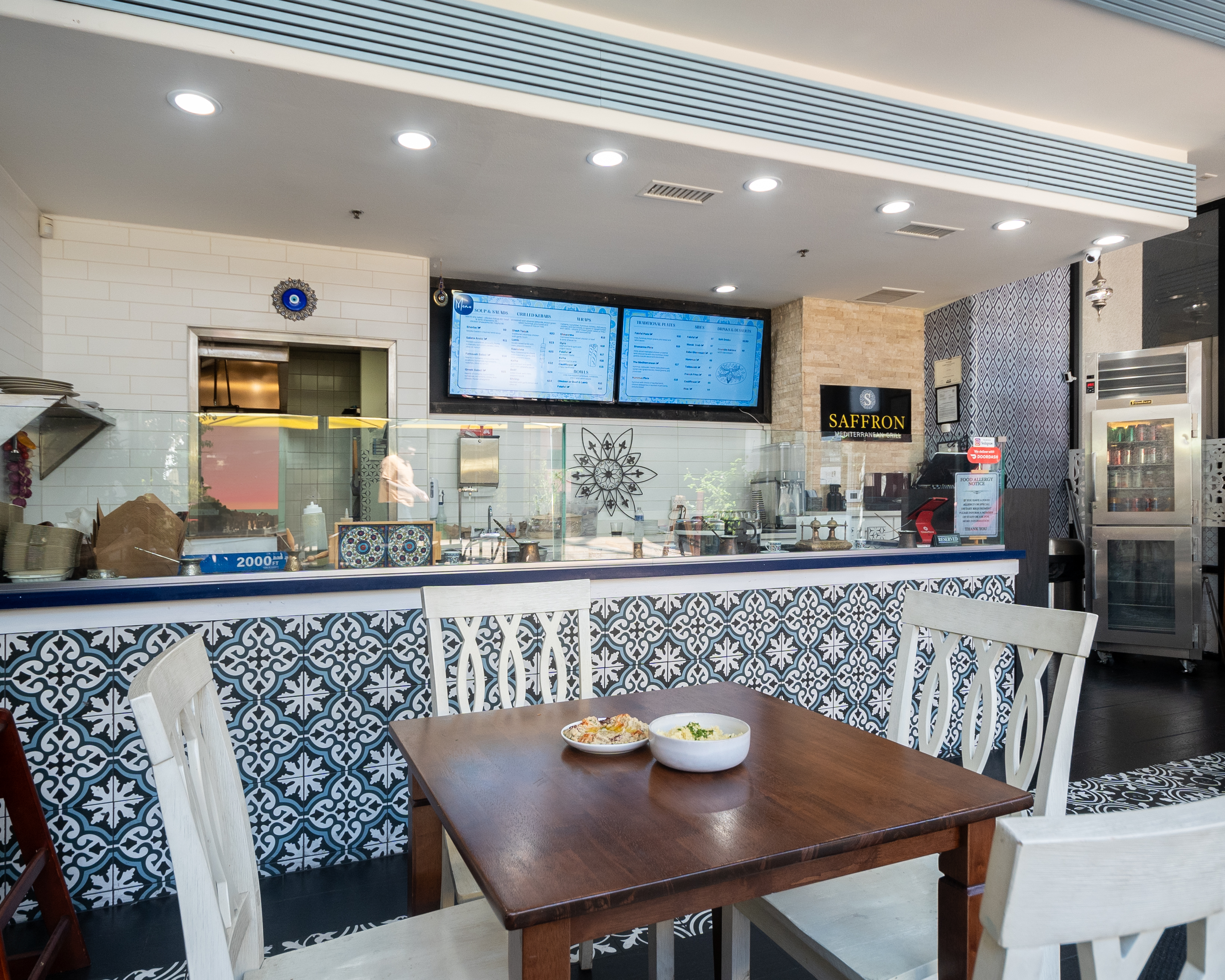 Full Restaurant for Sale in Long Beach CA