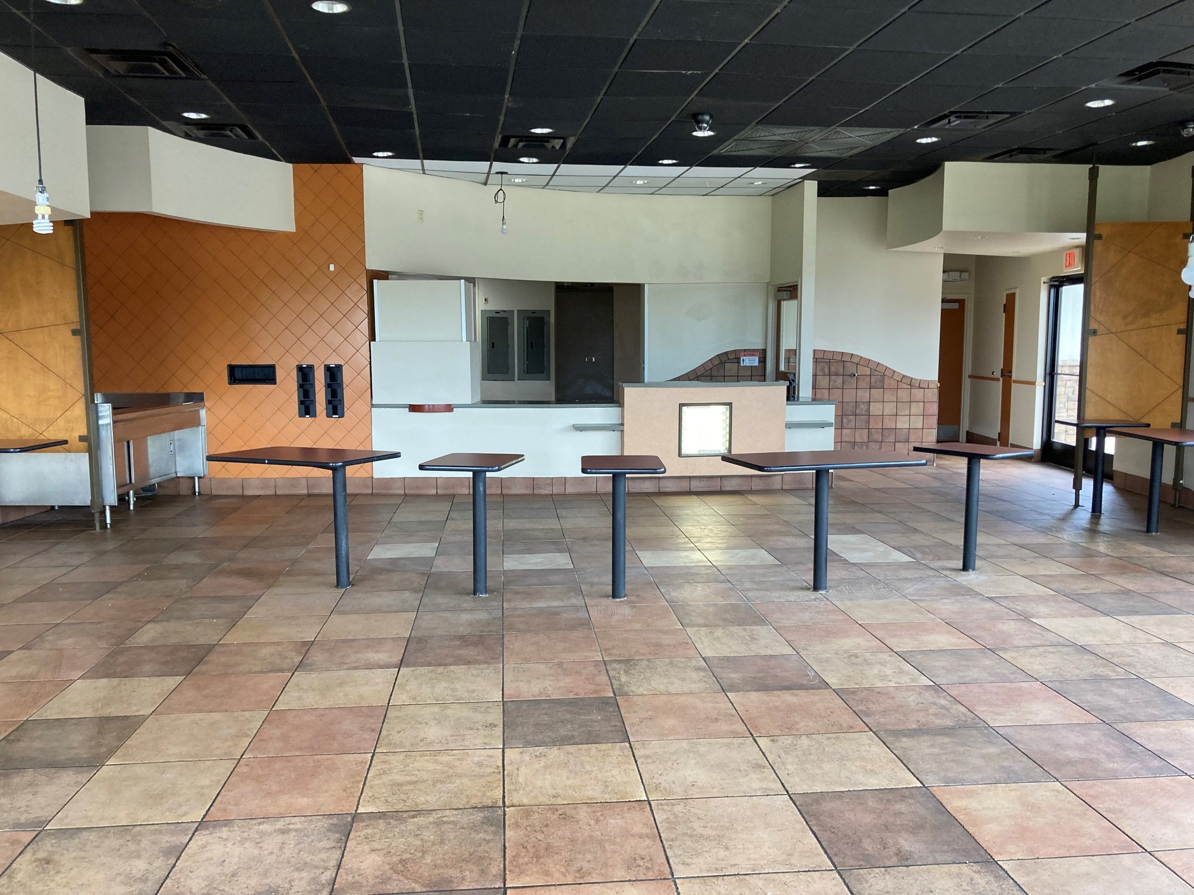Drive-Thru Restaurant for Lease in Chelsea, AL, 2,545 SF - Thumbnail 3