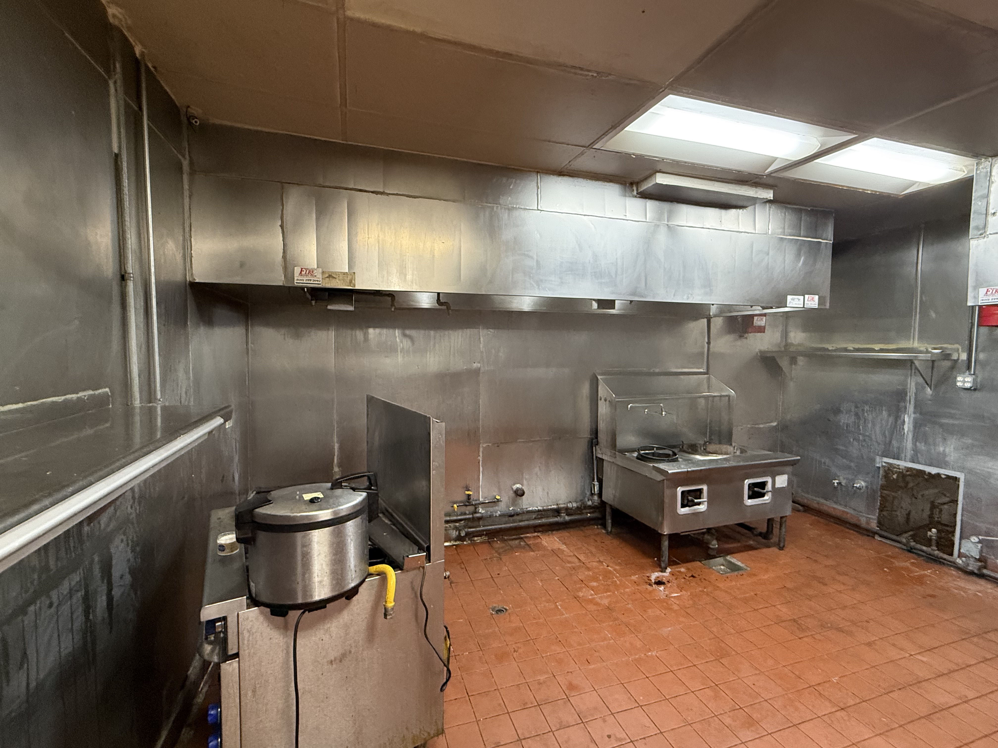 Full Restaurant for Lease in Los Angeles CA - Thumbnail 6