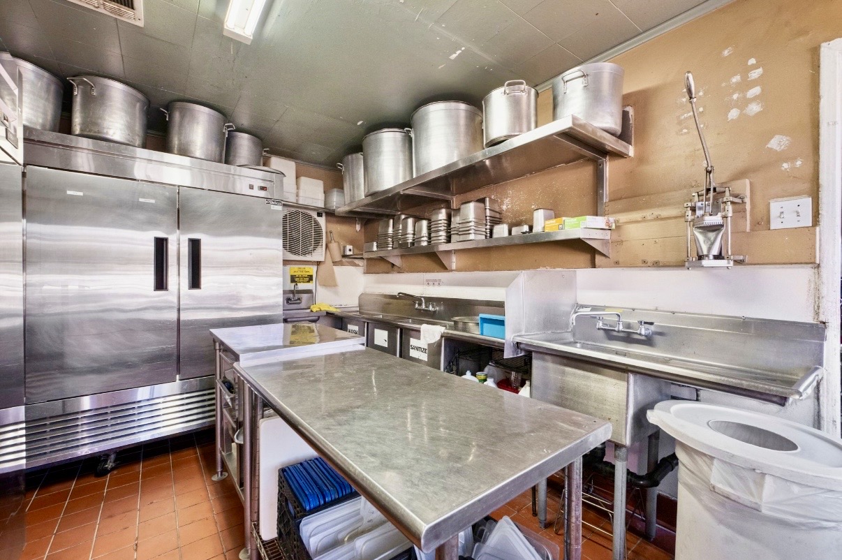 Mexican Restaurant on busy Foothill Blvd, Rancho Cucamonga - Thumbnail 6