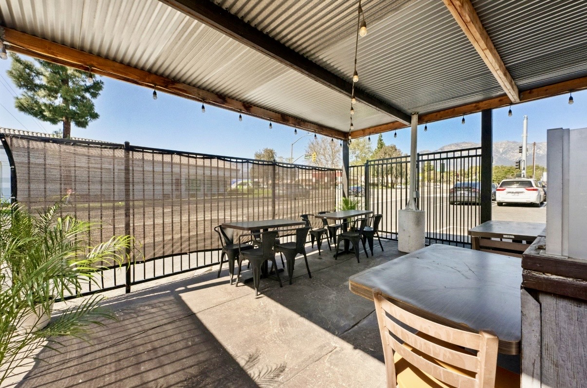 Mexican Restaurant on busy Foothill Blvd, Rancho Cucamonga - Thumbnail 8