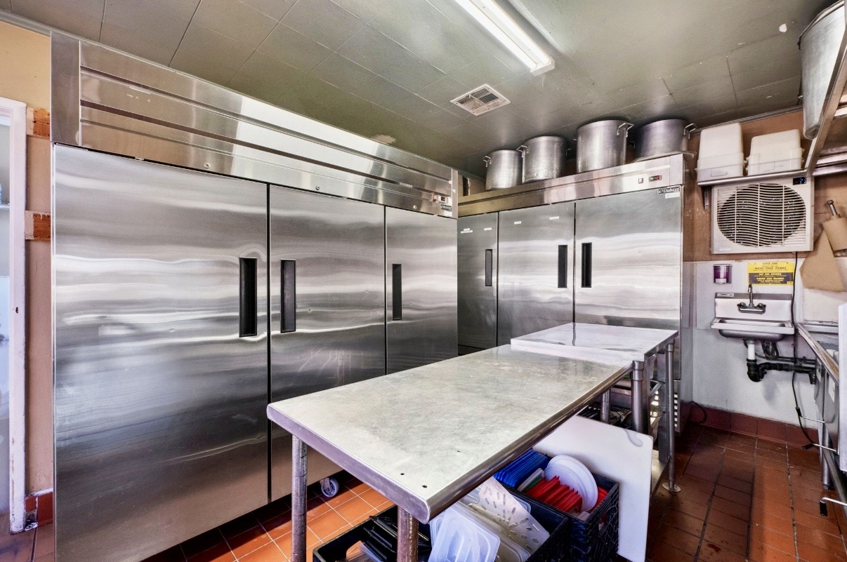 Mexican Restaurant on busy Foothill Blvd, Rancho Cucamonga - Thumbnail 7