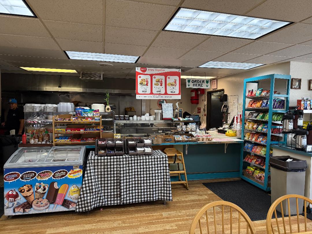 Cafe / Deli / Sandwich Shop - Image 1