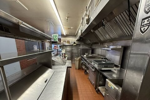 DINER SPACE - QUECHEE VILLAGE - Thumbnail 3