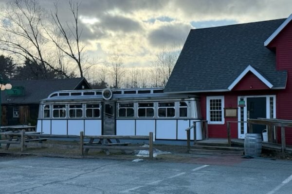DINER SPACE - QUECHEE VILLAGE