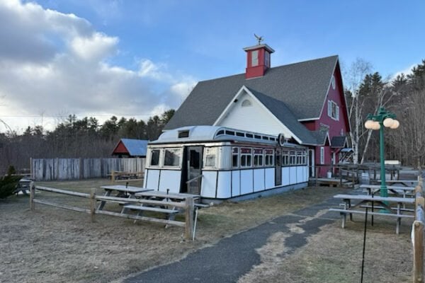 DINER SPACE - QUECHEE VILLAGE