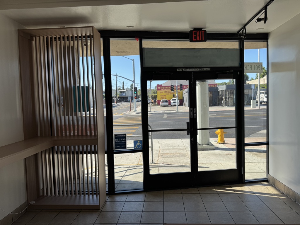 Multi-Use Full Restaurant for Sale in Lomita CA - Image 1