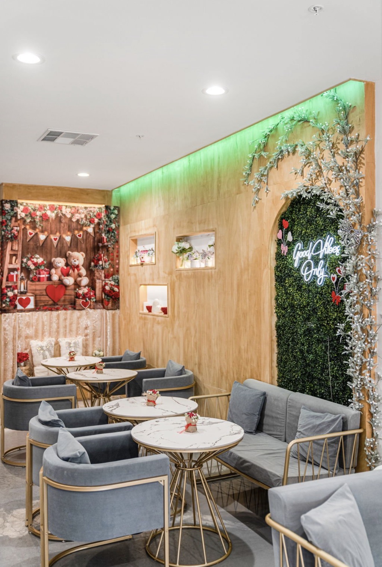 Non Hooded for Sale in Fullerton CA - Thumbnail 7