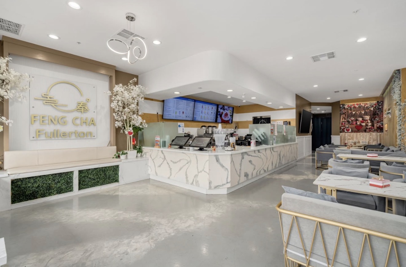 Non Hooded for Sale in Fullerton CA - Image 1