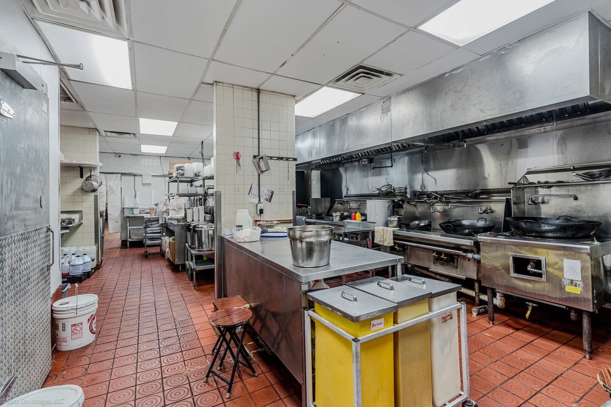 2nd Gen Restaurant w/High Visibility - Thumbnail 2