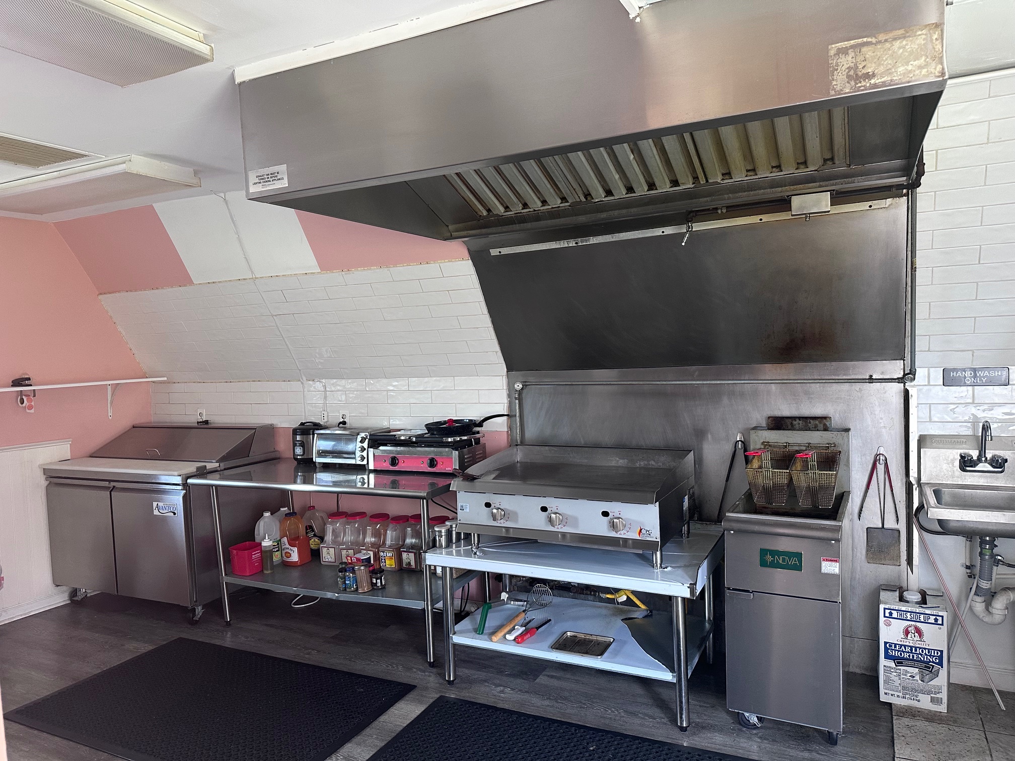 Ice Cream and sandwiches  - Thumbnail 6