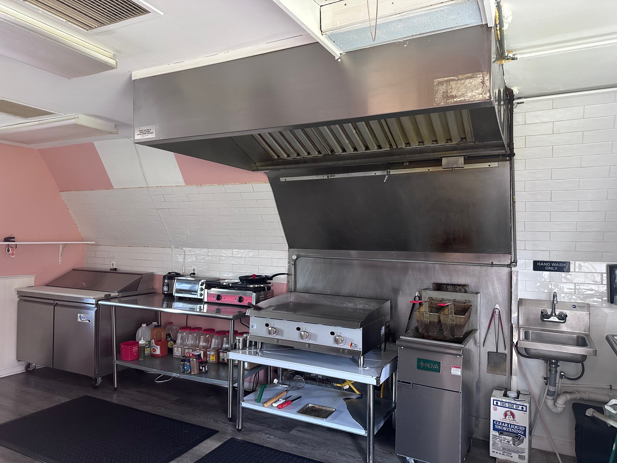 Ice Cream and sandwiches  - Thumbnail 5