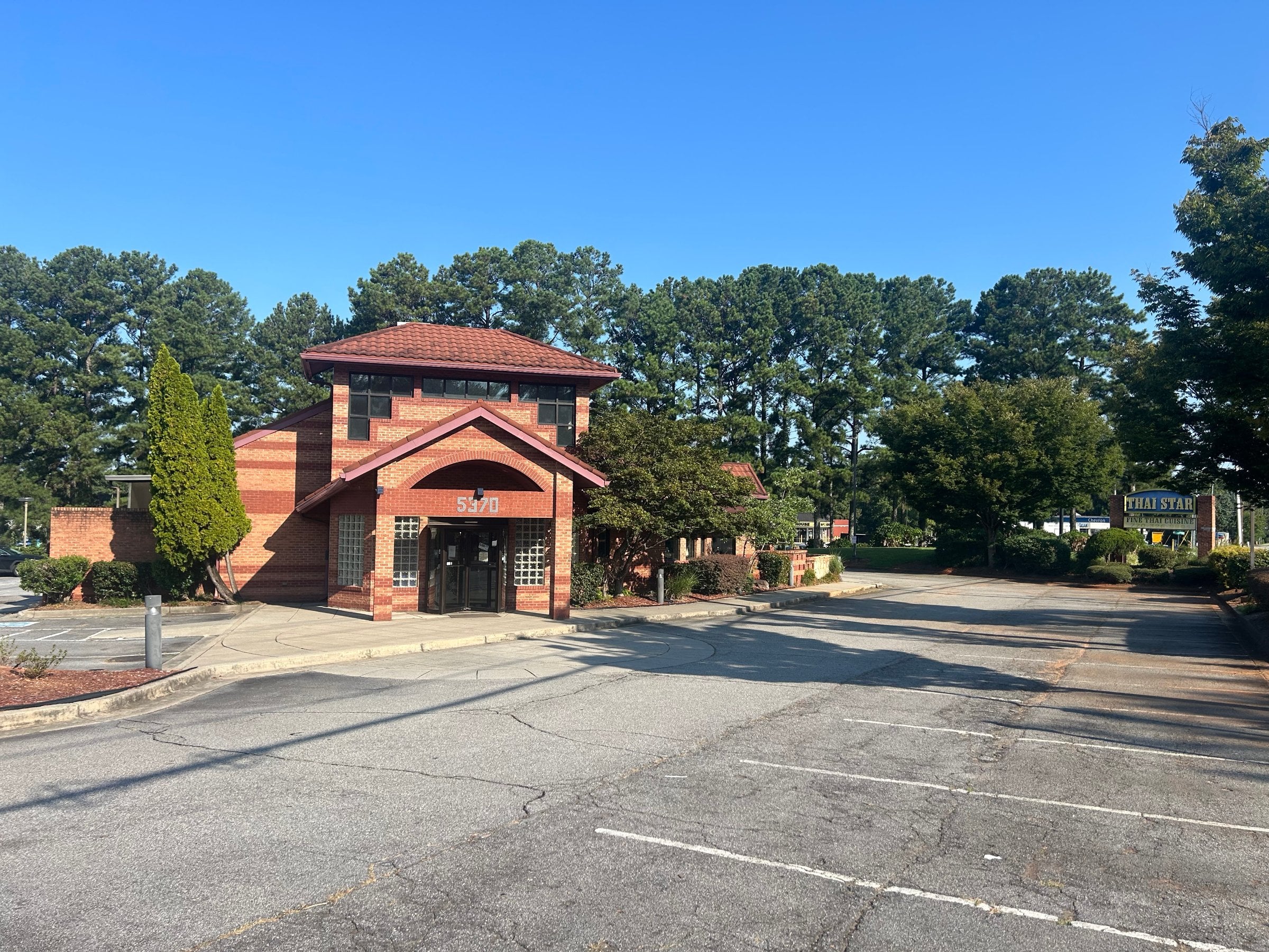 Full Restaurant for Sale in Norcross, GA, $2.8M - Thumbnail 1