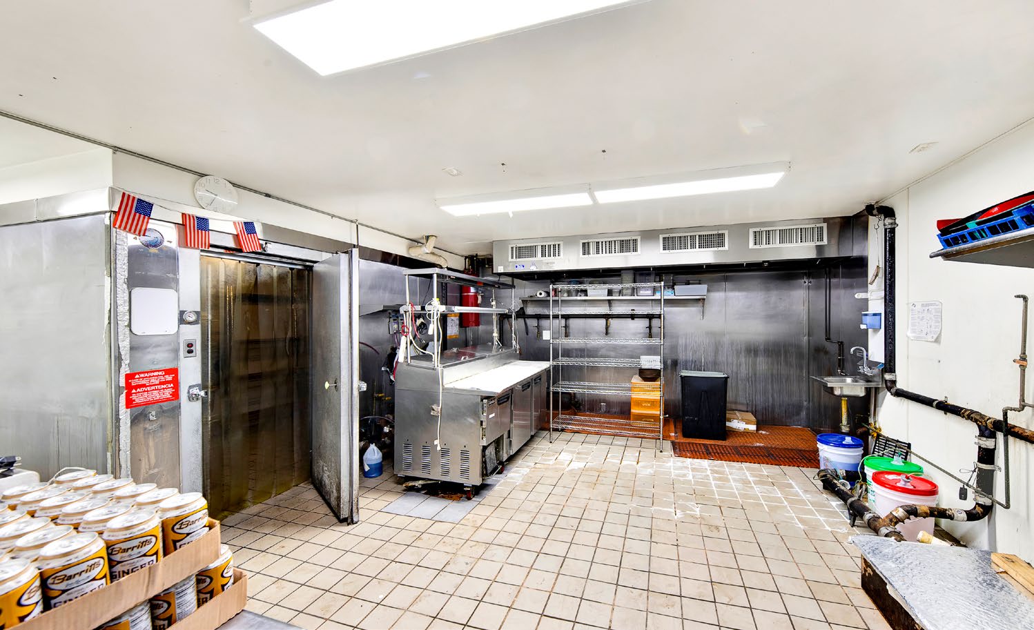 Restaurant/Bar For Lease - Thumbnail 5