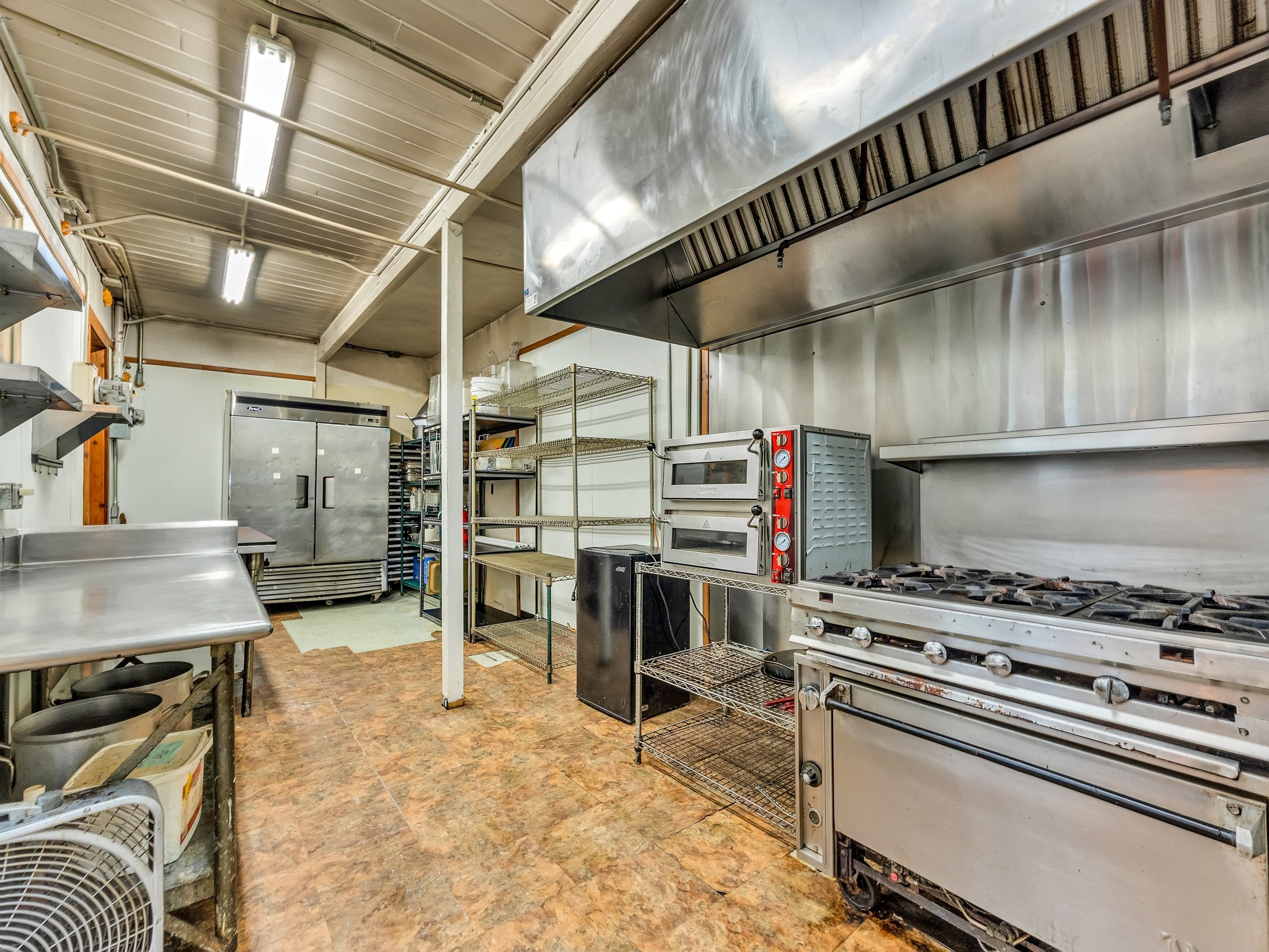 Full Restaurant for Sale in Chinook, WA, $799K - Thumbnail 2