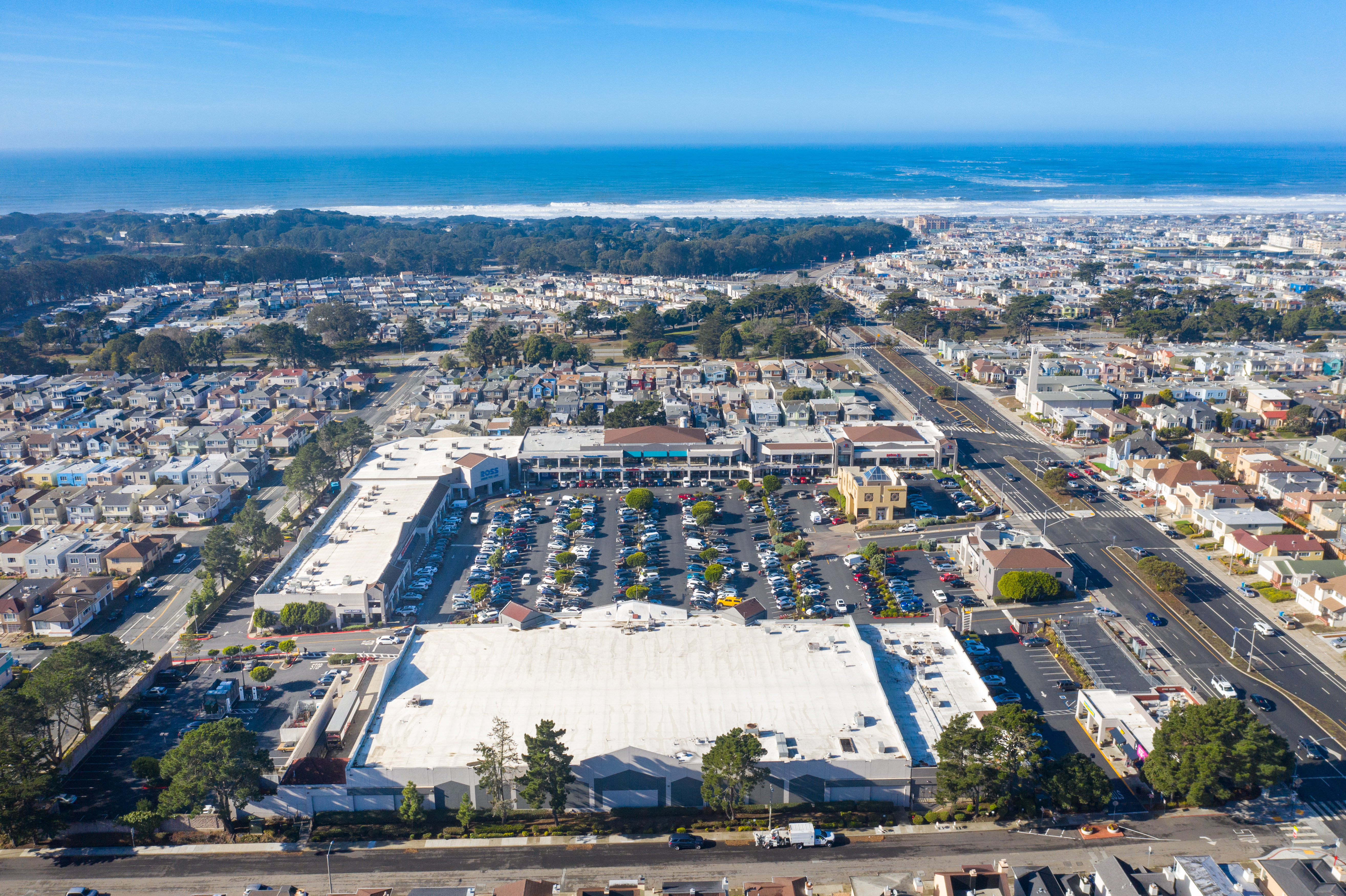 Former Sushi Restaurant with Type 1 Hood in Lucky/Ross/Planet Fitness Anchored SF Center - Thumbnail 2