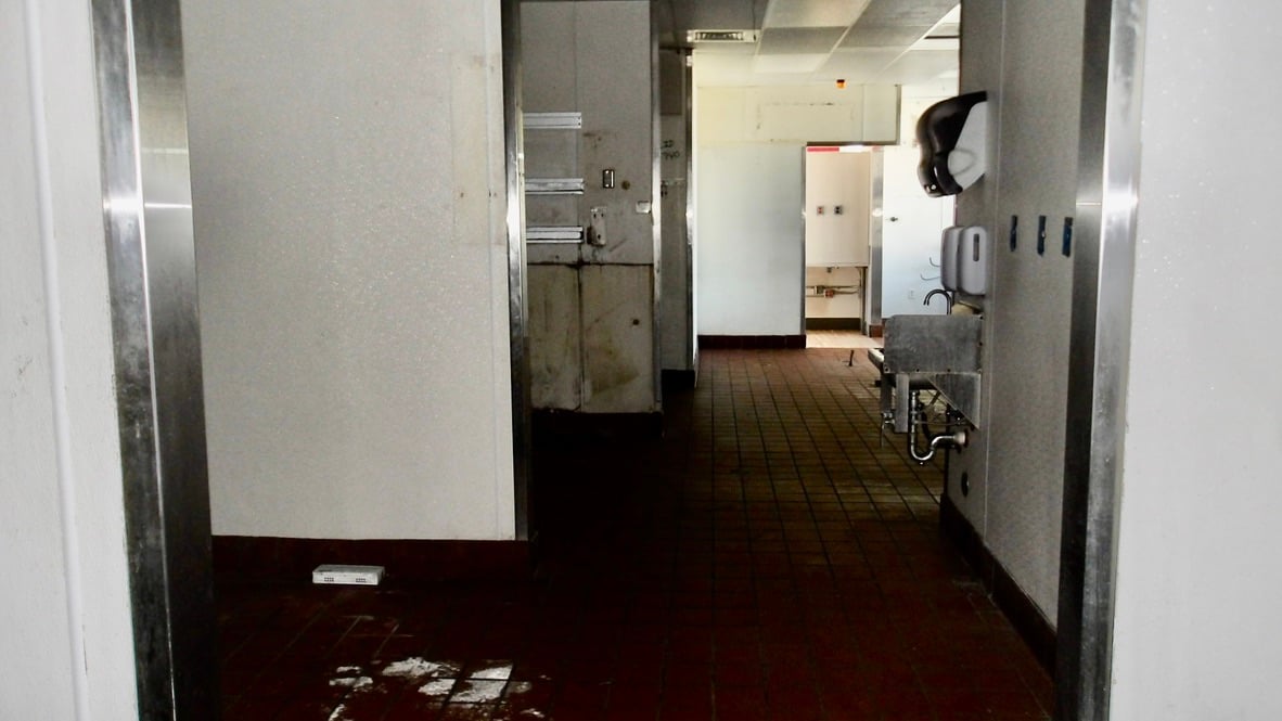 Former KFC Location - Thumbnail 2