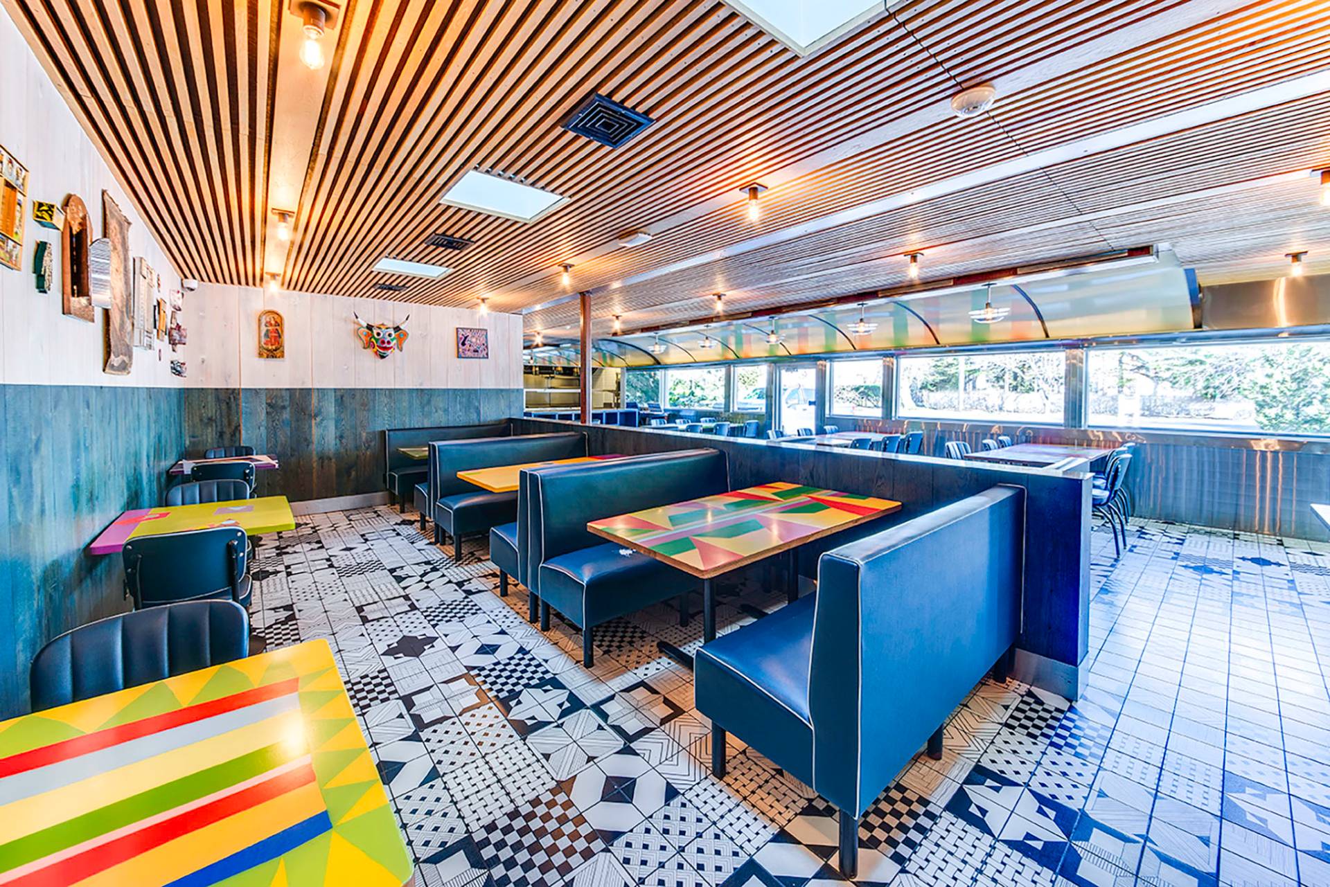 Full Restaurant for Sale in Amagansett, NY – 2,830 SF - Thumbnail 4