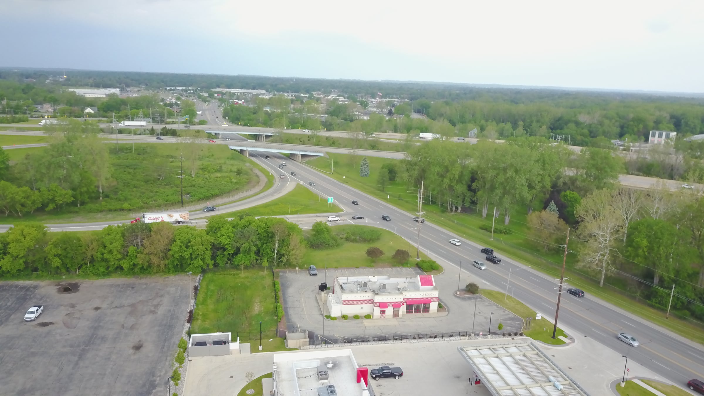Freestanding former Arby’s with drive-thru in Grandville - Thumbnail 1