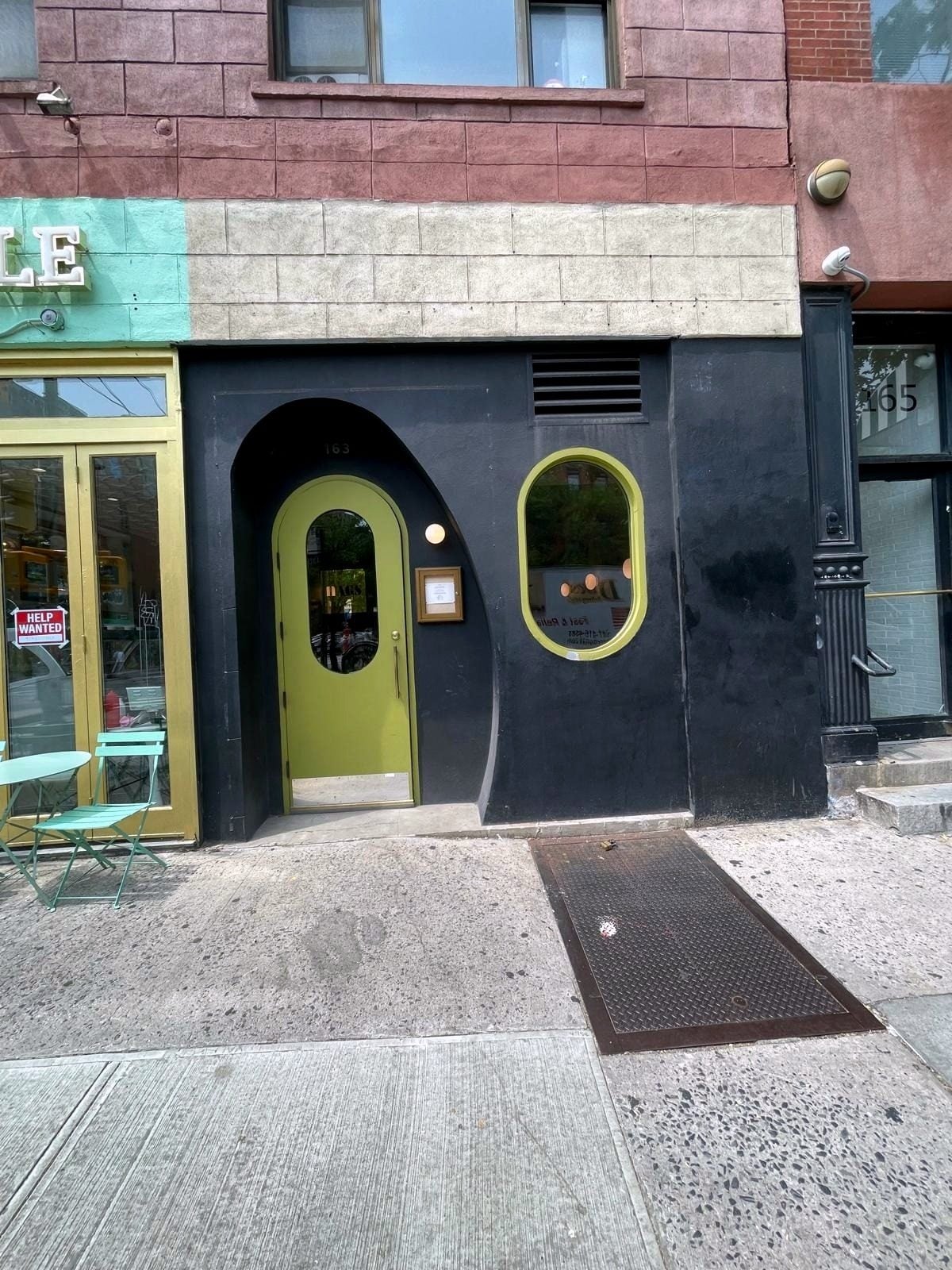 Full Restaurant for Sale in New York, NY, 750 SF - Image 9