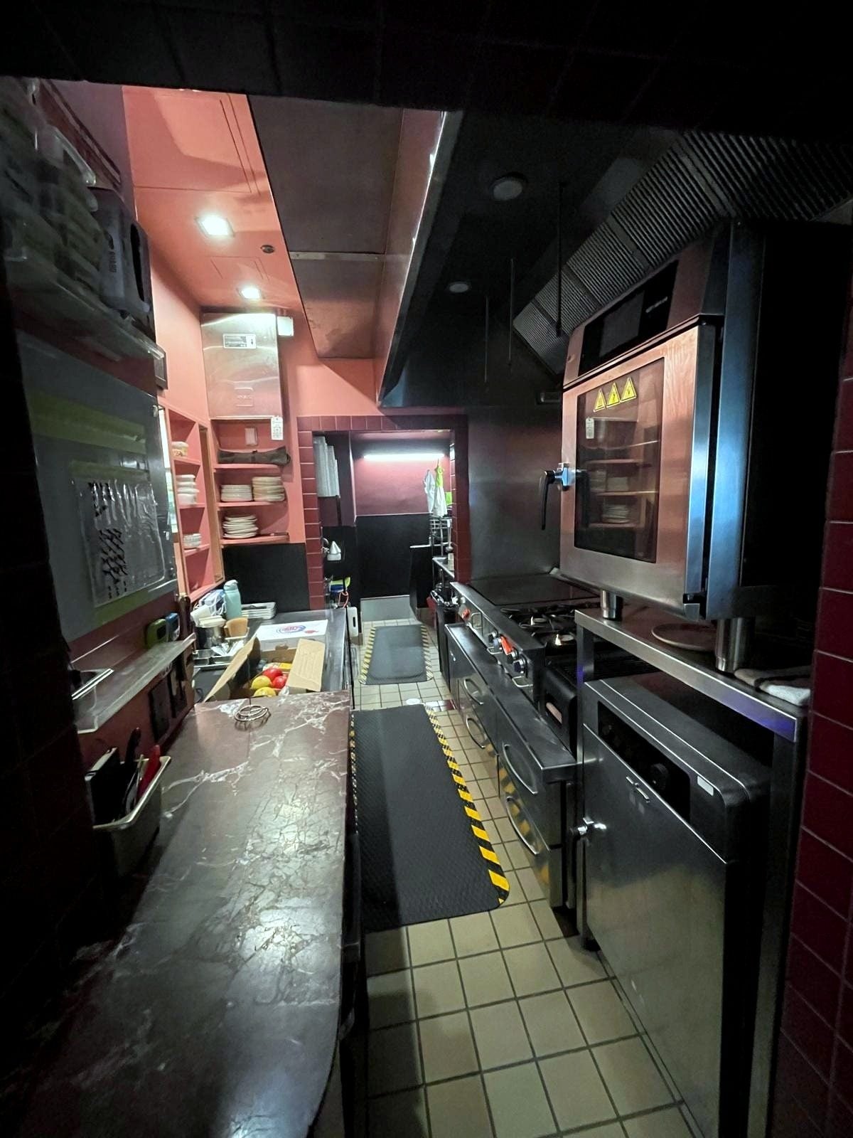Full Restaurant for Sale in New York, NY, 750 SF - Thumbnail 4