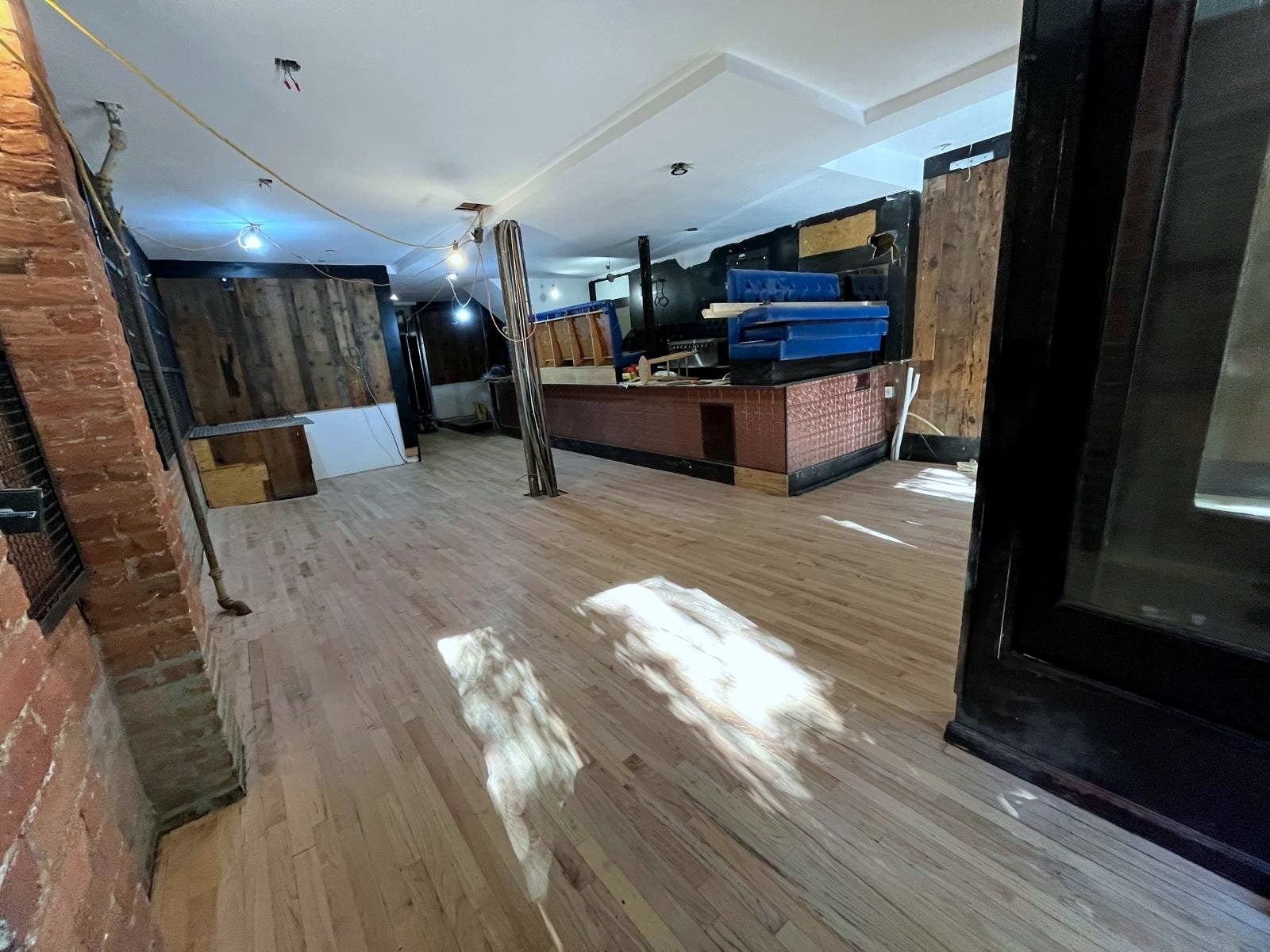 Multi-Use Bar & Lounge for Lease in New York, NY, 1,100 SF - Thumbnail 5