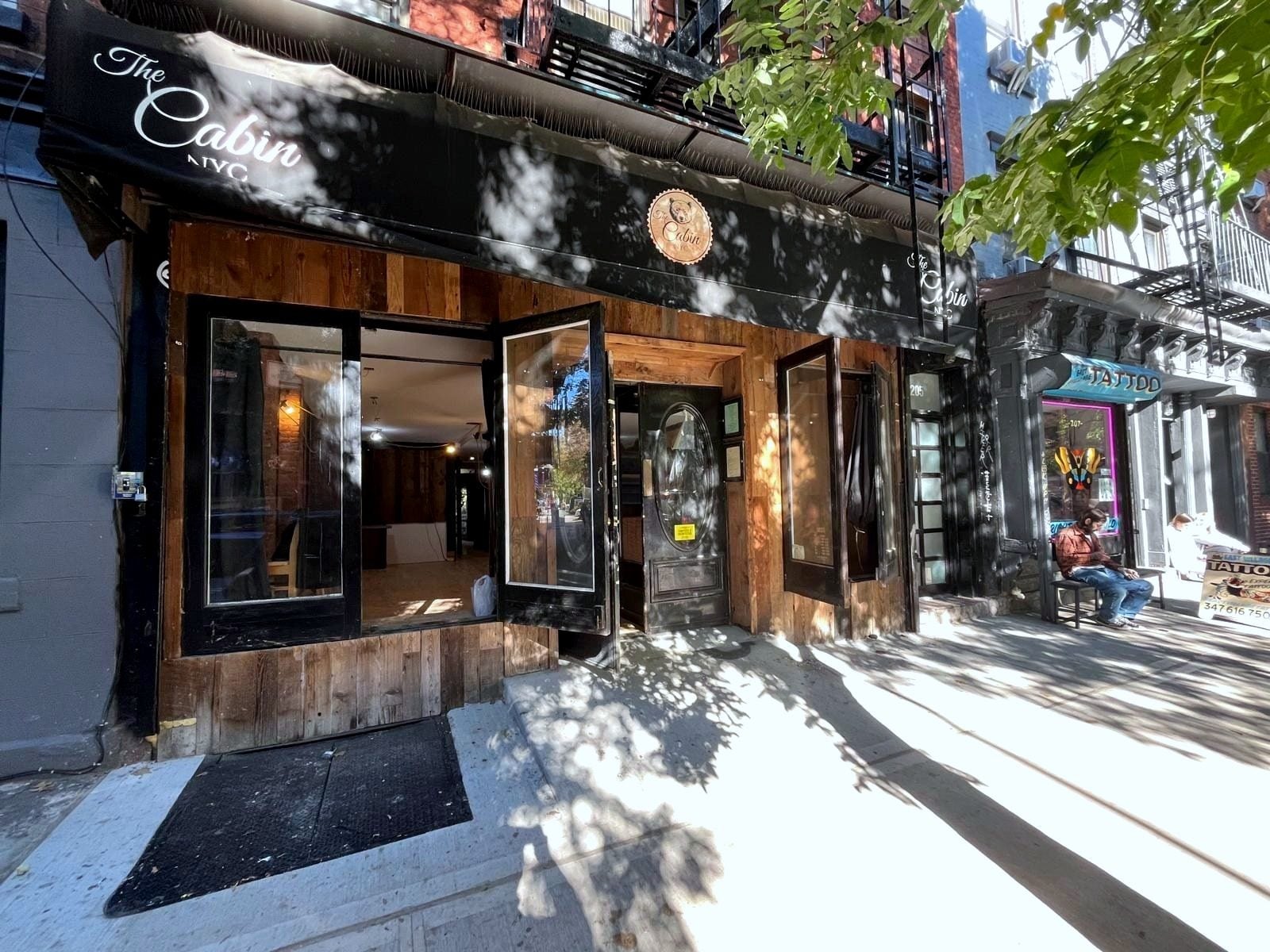 Multi-Use Bar & Lounge for Lease in New York, NY, 1,100 SF