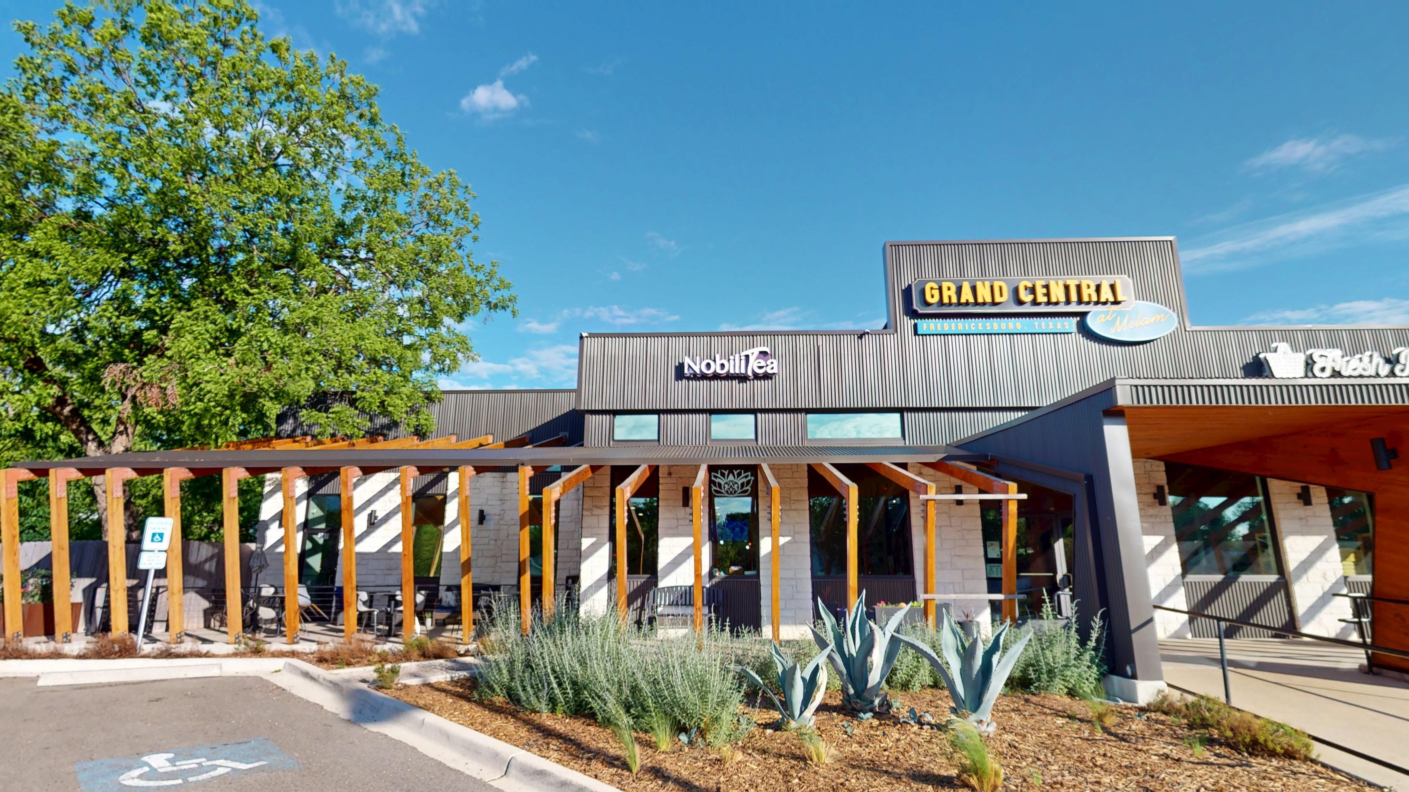Full Restaurant for Lease in Fredericksburg TX - Image 8