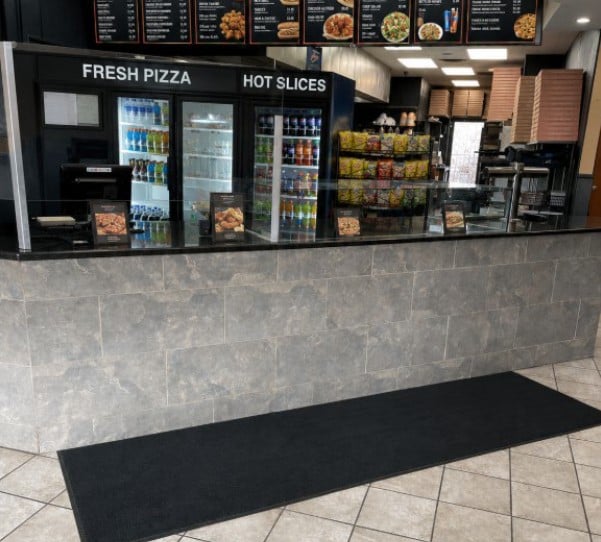 1,400 SF Turnkey Established Pizza Franchise For Sale
