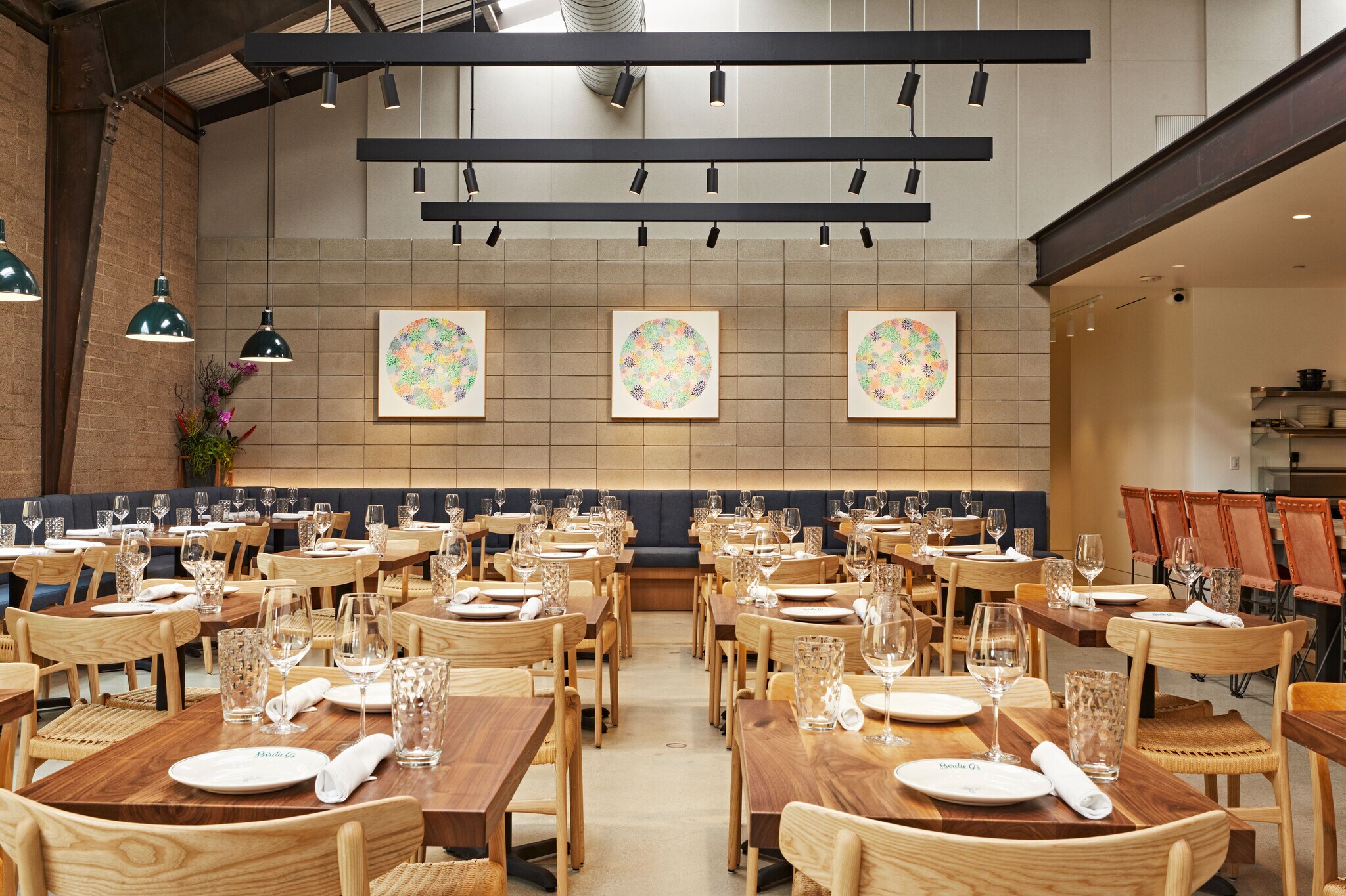 Full Restaurant for Lease in Santa Monica CA - Thumbnail 8