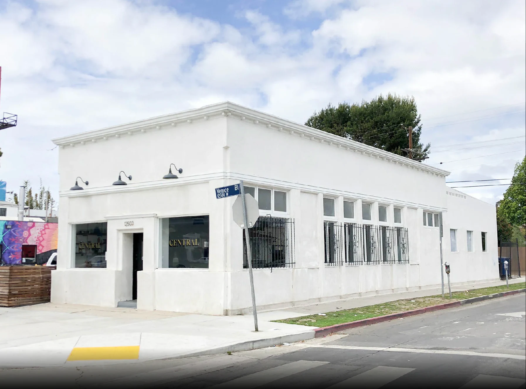 Shell Space for Lease - Thumbnail 2