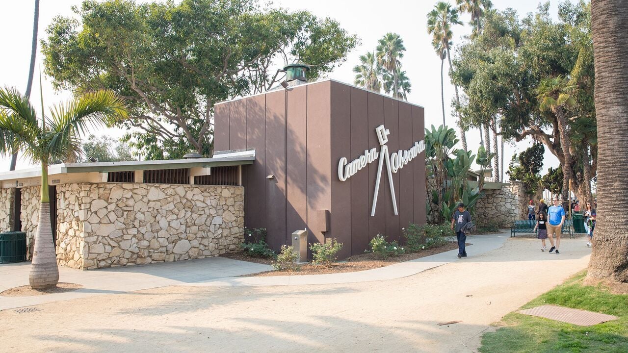 Full Restaurant for Lease in Santa Monica, CA, 2,000 SF - Image 1