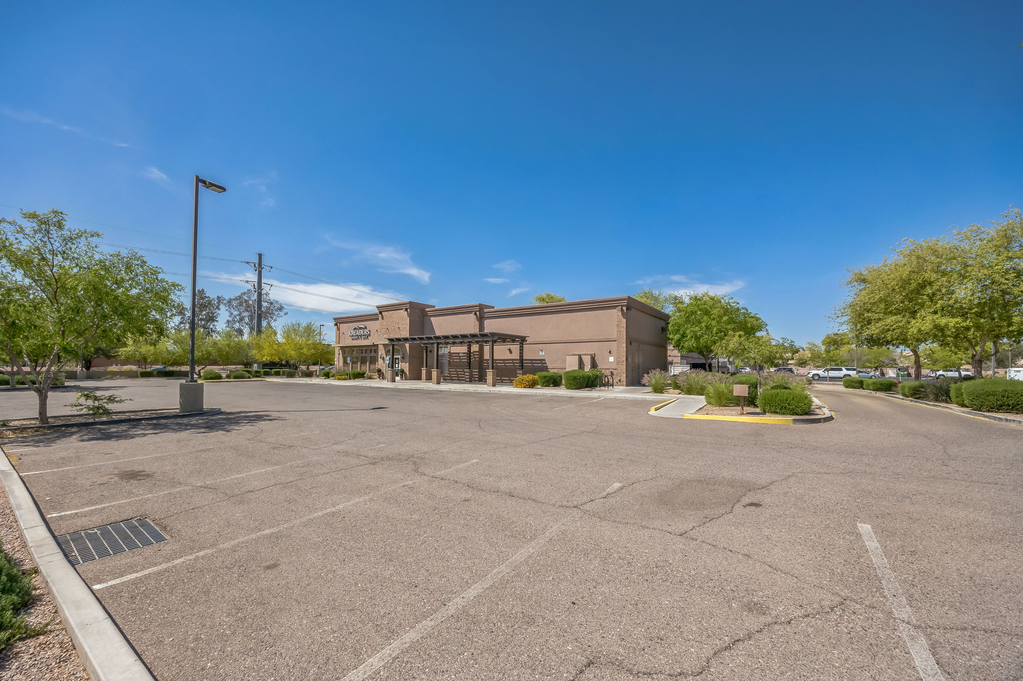 2,000 SF Commercial Space for Lease Next to Black Rock Coffee – Tempe, AZ - Thumbnail 2