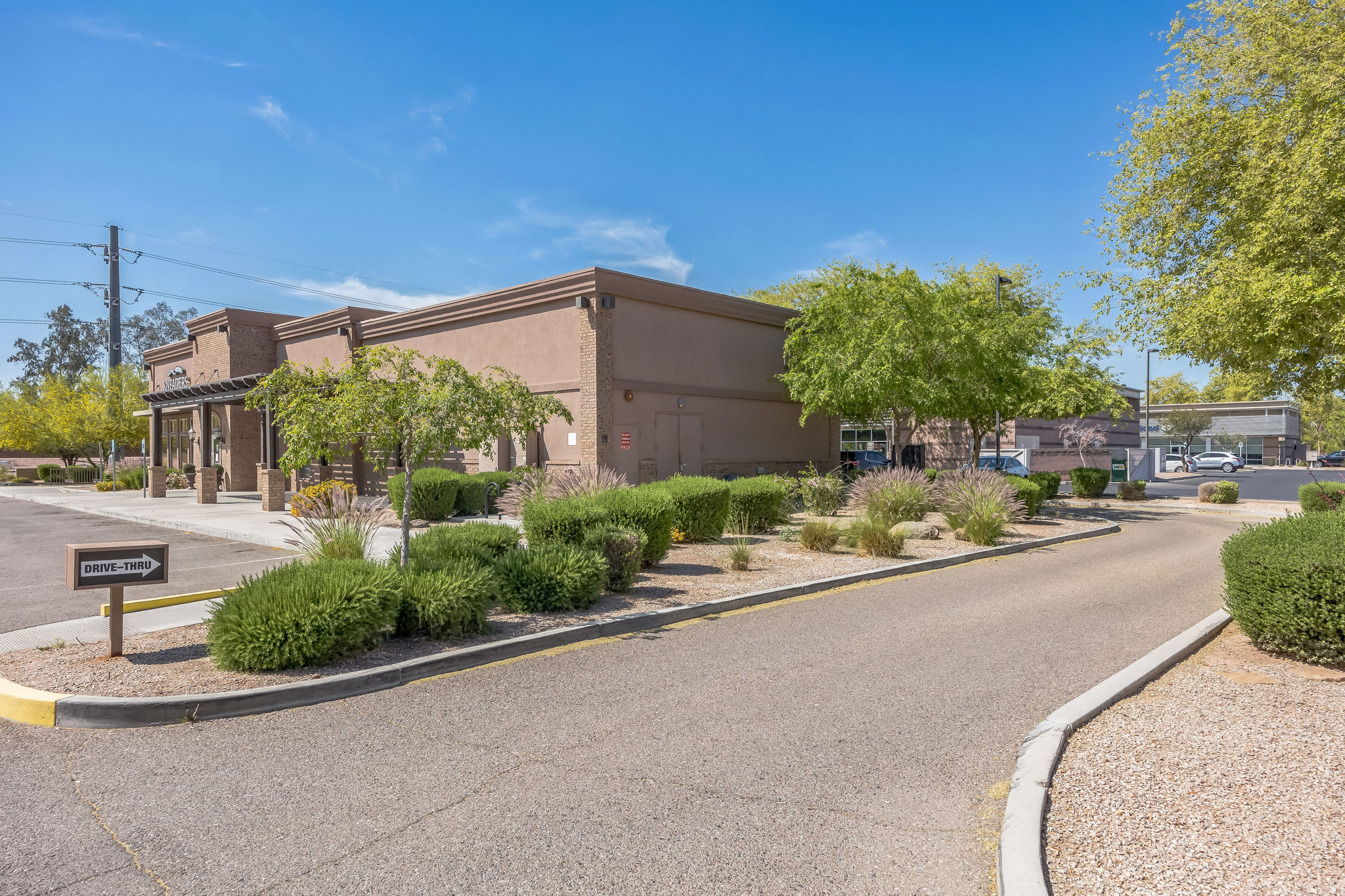 2,000 SF Commercial Space for Lease Next to Black Rock Coffee – Tempe, AZ