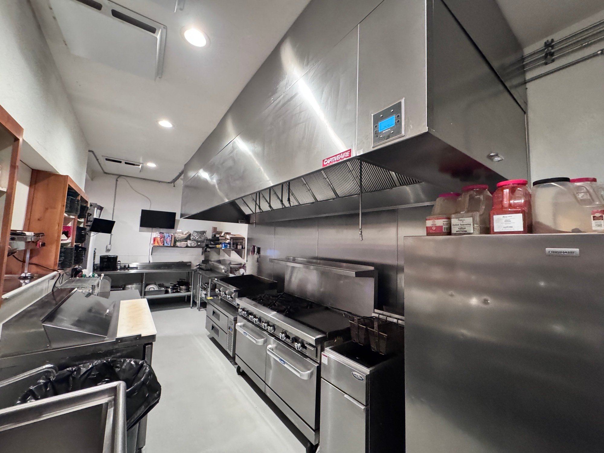 Multi-Use Full Restaurant for Lease in Redding, CA