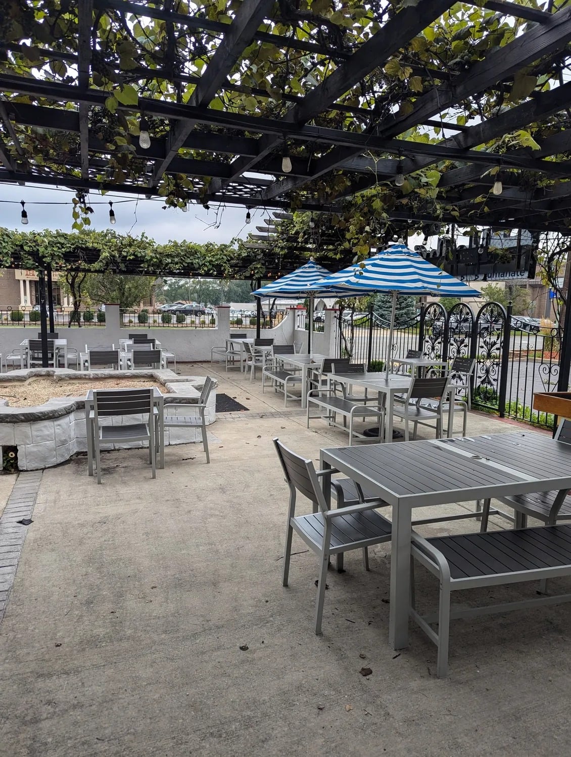 Restaurant Opportunity in Palos Hills - Thumbnail 2